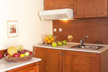 Atlantida Holiday Club Hotel Akrotiri  Bagian luar foto