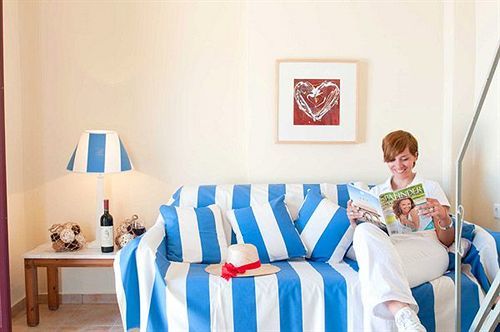 Atlantida Holiday Club Hotel Akrotiri  Bagian luar foto